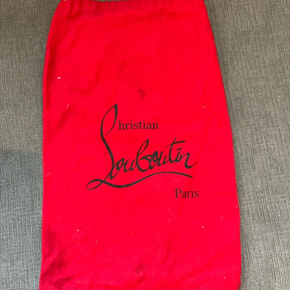 Large Collection of Designer Dust Bags - Picture 10 of 16